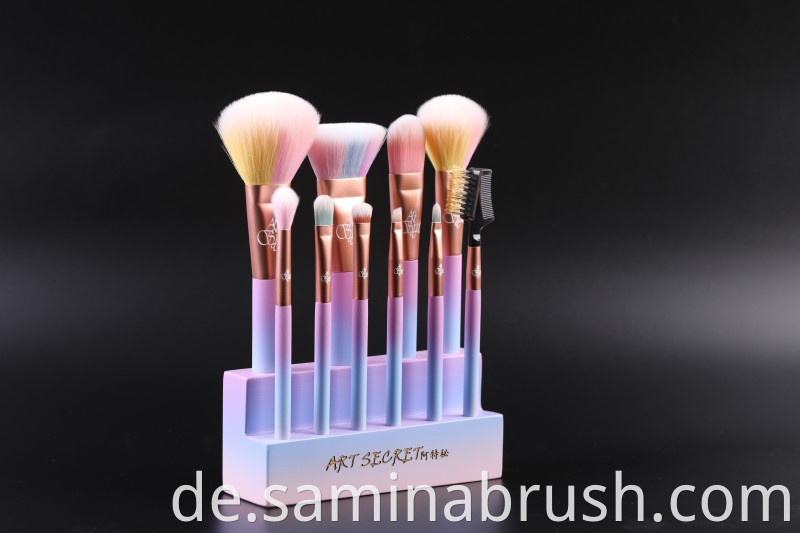 SAW-2010 MAKEUP BRUSH CLEAN SET 01